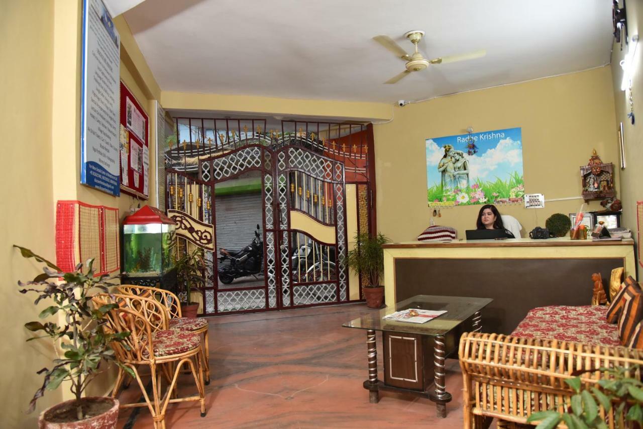 Отель Rishikesh Sadan A Yoga & Spritual Retreat Tapovan Экстерьер фото