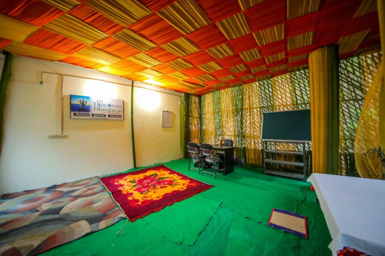 Отель Rishikesh Sadan A Yoga & Spritual Retreat Tapovan Экстерьер фото