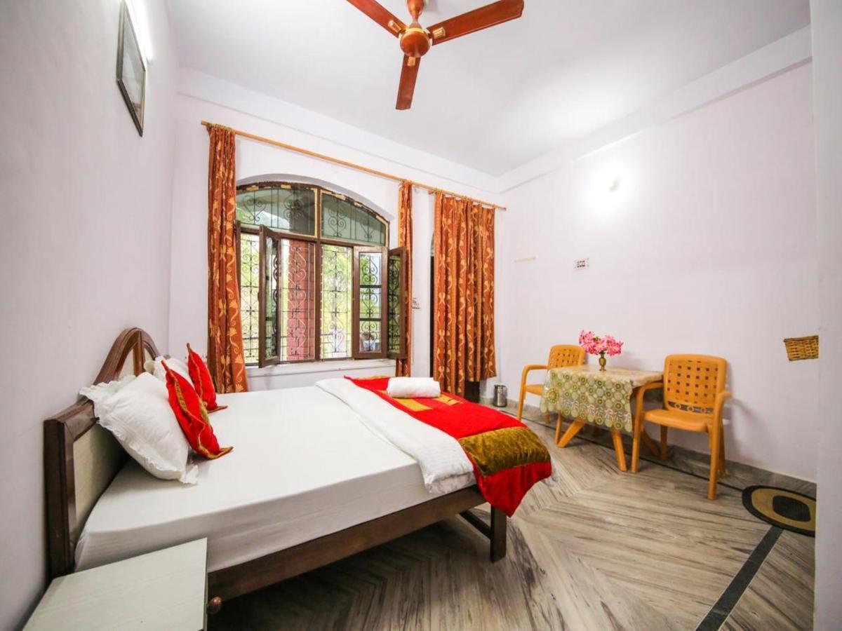 Отель Rishikesh Sadan A Yoga & Spritual Retreat Tapovan Экстерьер фото