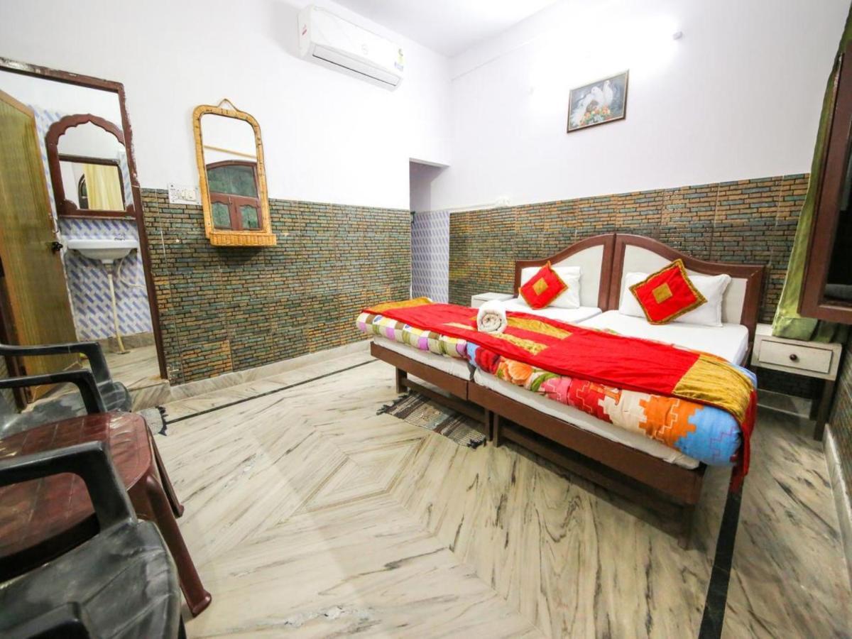Отель Rishikesh Sadan A Yoga & Spritual Retreat Tapovan Экстерьер фото