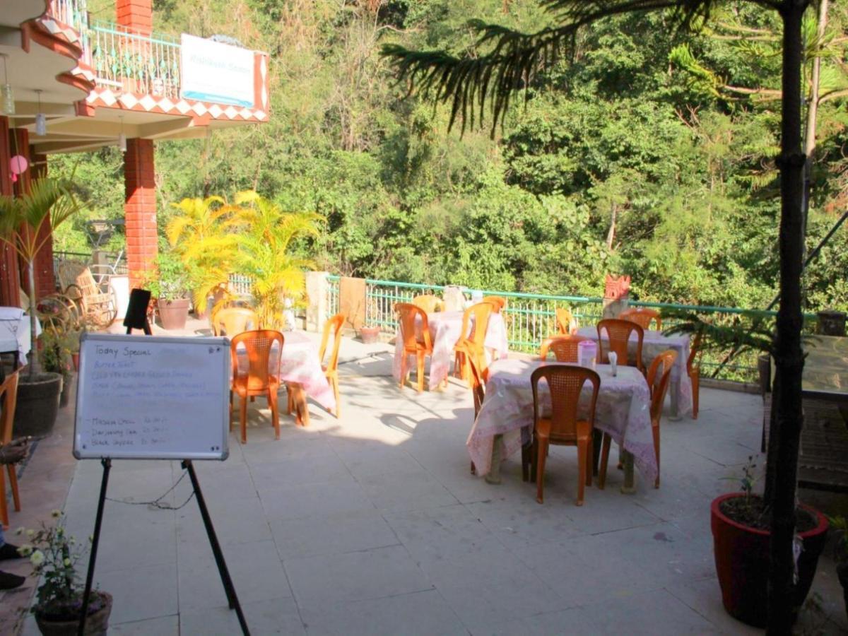 Отель Rishikesh Sadan A Yoga & Spritual Retreat Tapovan Экстерьер фото